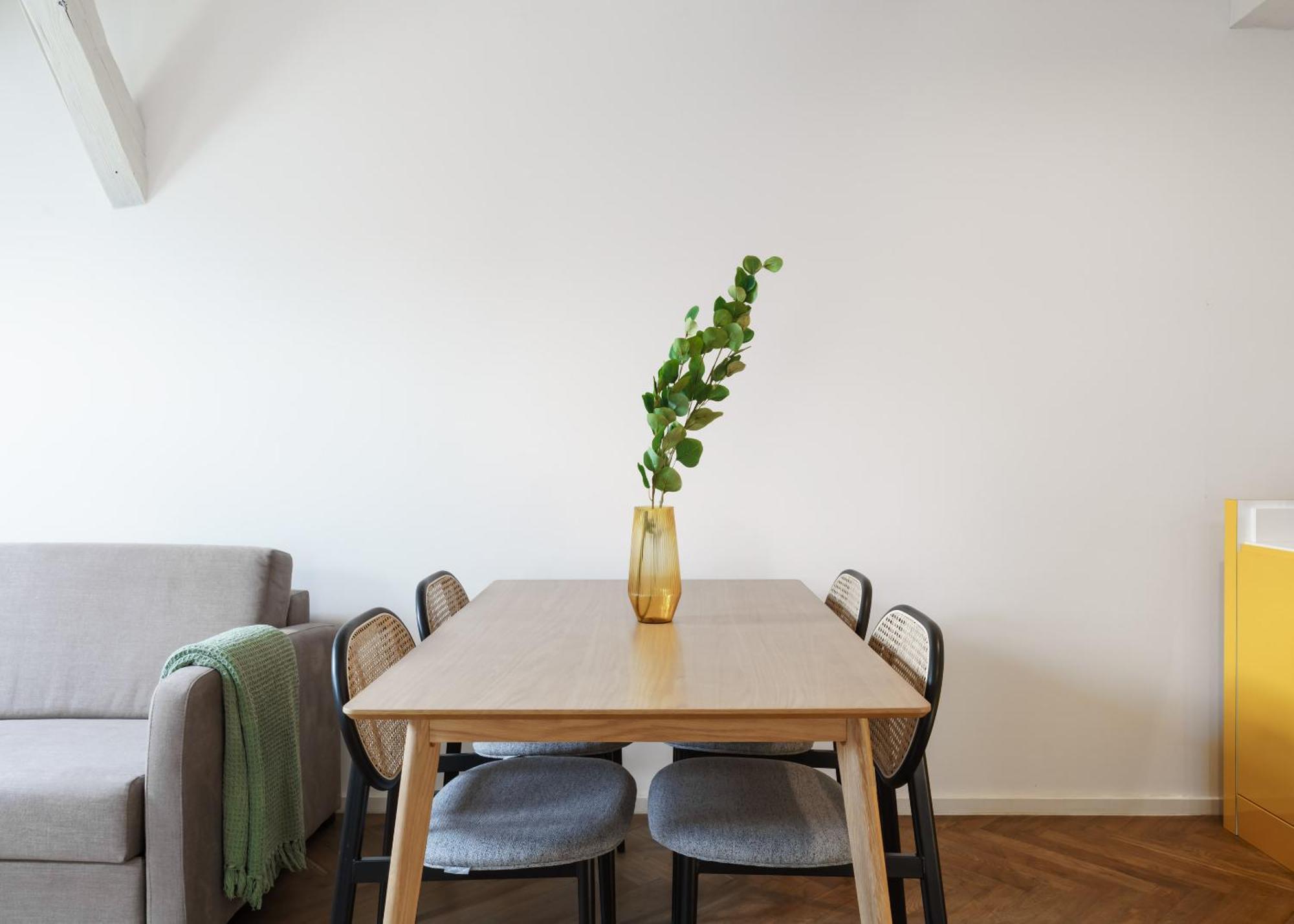 Limehome Prague Halkova Bilik gambar