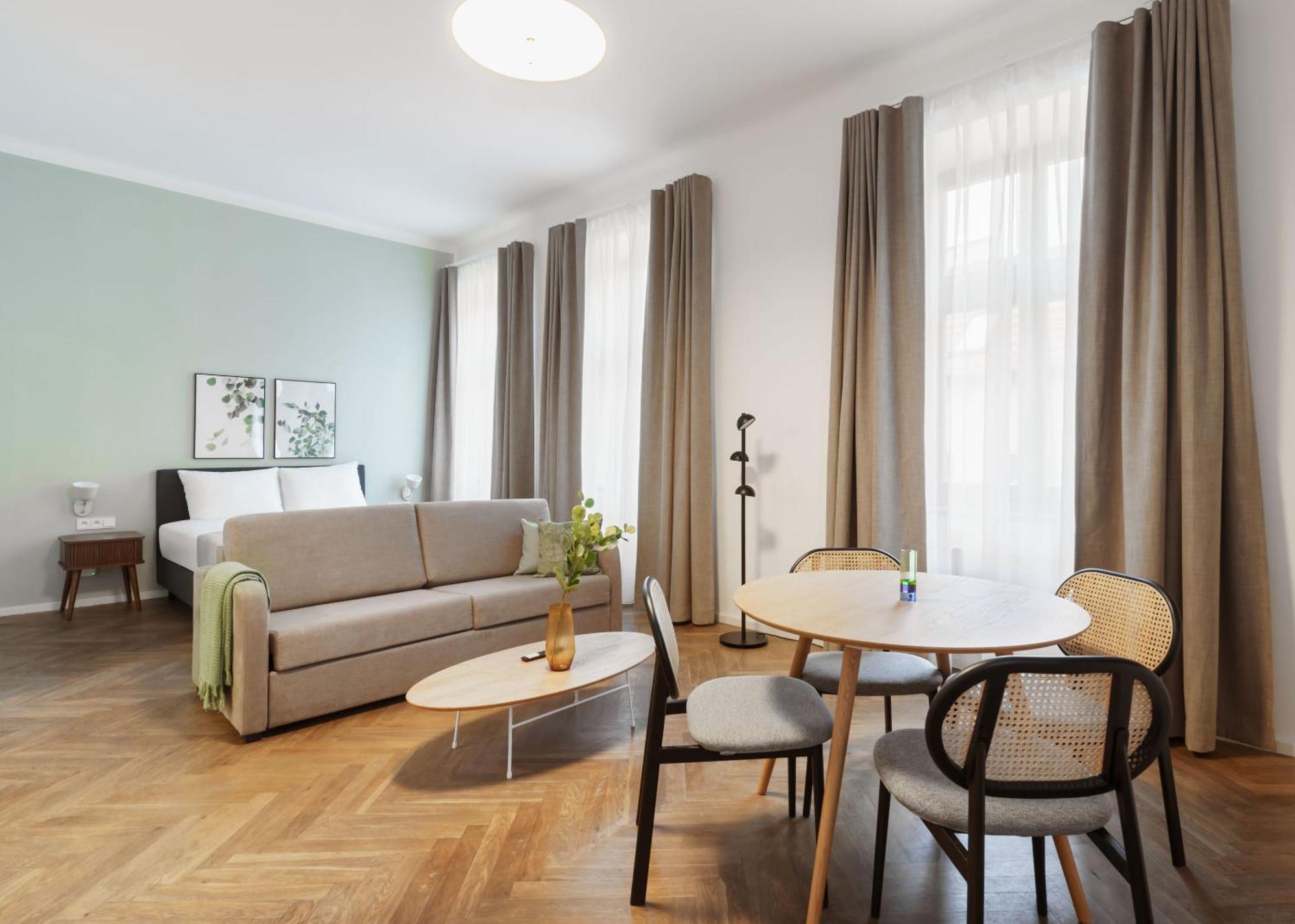Limehome Prague Halkova Luaran gambar