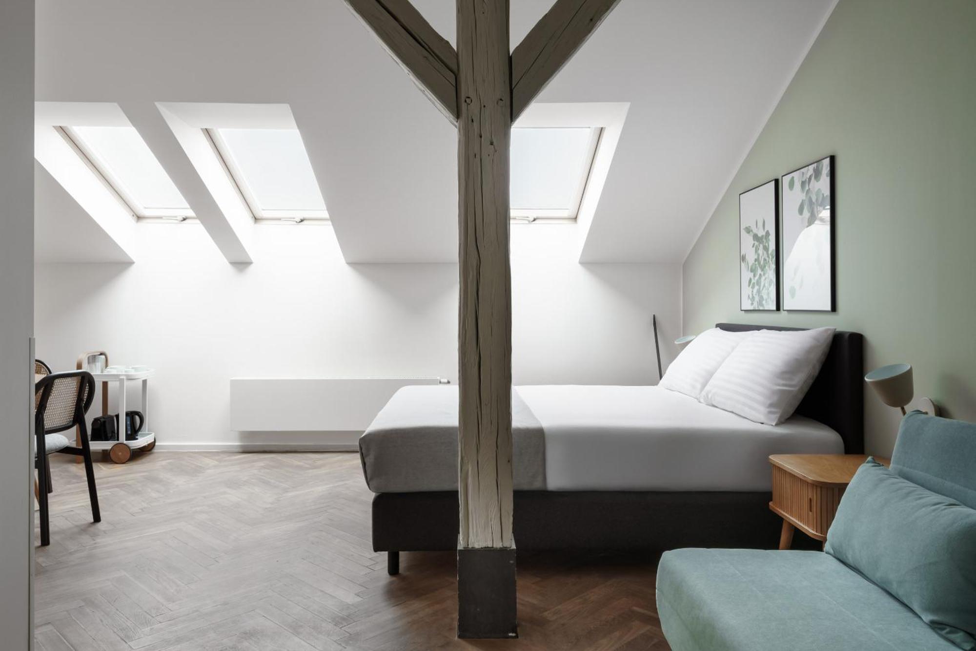 Limehome Prague Halkova Luaran gambar